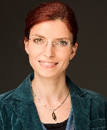 Bild 1: Arbeitsministerin Diana Golze, Quelle: BILDHAUS. Karoline Wolf