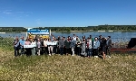 Bild 1: Gruppenbild am Oder-Neie-Radweg, Quelle: Landkreis Spree-Neie/Wokrejs Sprjewja-Nysa