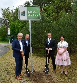 Bild 1: v.l. Harald Altekr�ger, Dezernent Stefan Giebler, Martin Heusler, Romy Ruff, Quelle: Landkreis Spree-Nei�e/Wokrejs Sprjewja-Nysa