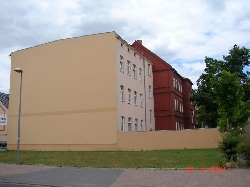 Bild 2: Ansicht von der August-Bebel-Straße / Fr. Hüttner