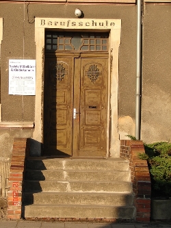 Bild 3: Eingangstür / 