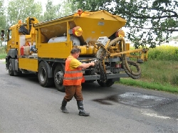 Bild 1:  / Kreisstraßenmeisterei