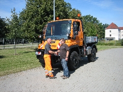 Bild 1: Neuer UNIMOG für den Landkreis / Kreisstraßenmeisterei des Landkreises Spree-Neiße