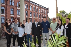 Bild 1: Kristin Birkner, Andreas Helbig, Sarah Gebauer, Gina Gierschner, Leon Cetinkaya, Landrat Harald Altekrger, Stephan Faber, Andreas Hhn, Kati Maria Mauersberger und Stefanie Gottschalk. (v.l.), Quelle: Landkreis SPN