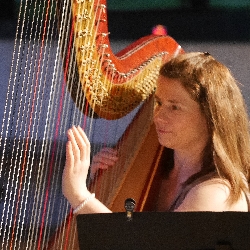 Bild 2: Antje Grupner, Quelle: Musik- und Kunstschule SPN