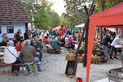 Bild 1: Herbstfest, Quelle: Niederlausitzer Heidemuseum Spremberg
