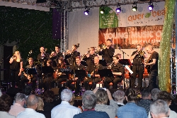 Bild 1: YOUNG MUSIC ON STAGE - Big Band, Quelle: Musik- und Kunstschule LK SPN 