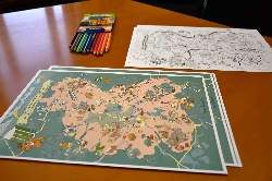 Bild 2: Wimmelbild des Landkreises Der Landkreis Spree-Nei�e/Wokrejs Sprjewja-Nysa wimmelt in zweifacher Ausf�hrung: bunt oder zum Ausmalen, Quelle: Landkreis Spree-Nei�e/Wokrejs Sprjewja-Nysa